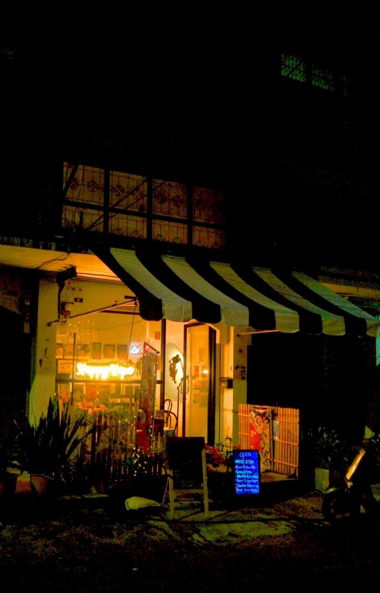 Happy Hope Vandrarhem Bangkok Exteriör bild